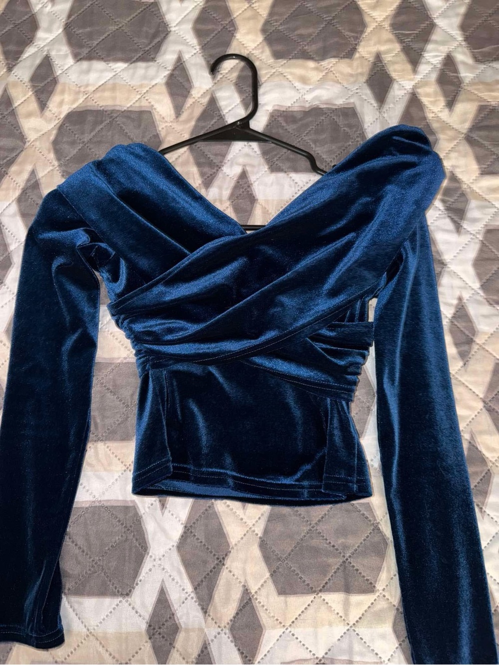 Velvet Off-Shoulder Long-Sleeve Top in Deep Blue